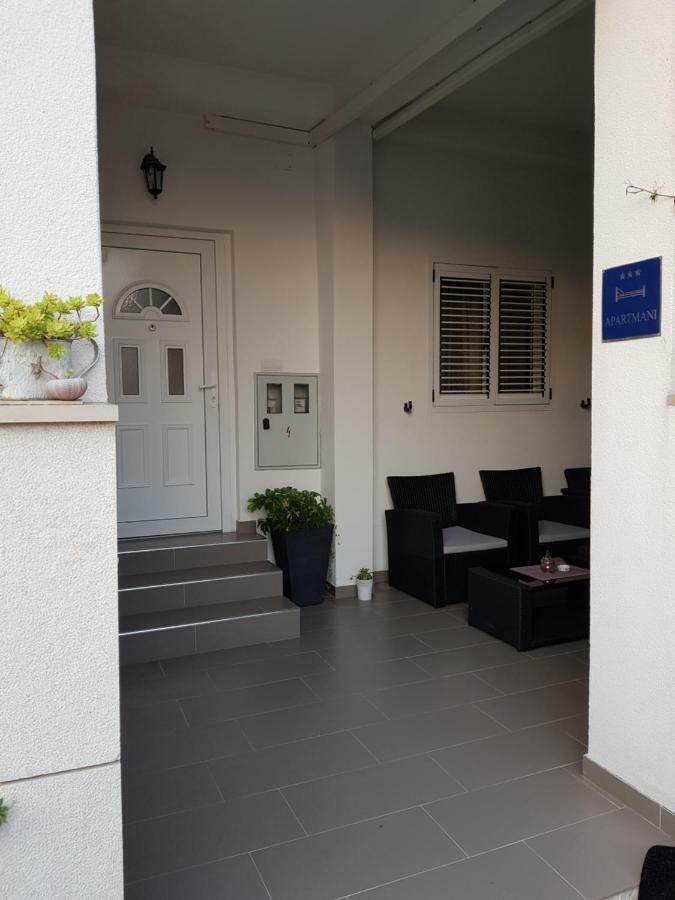 Apartments Centar - Mirjana Makarska Luaran gambar